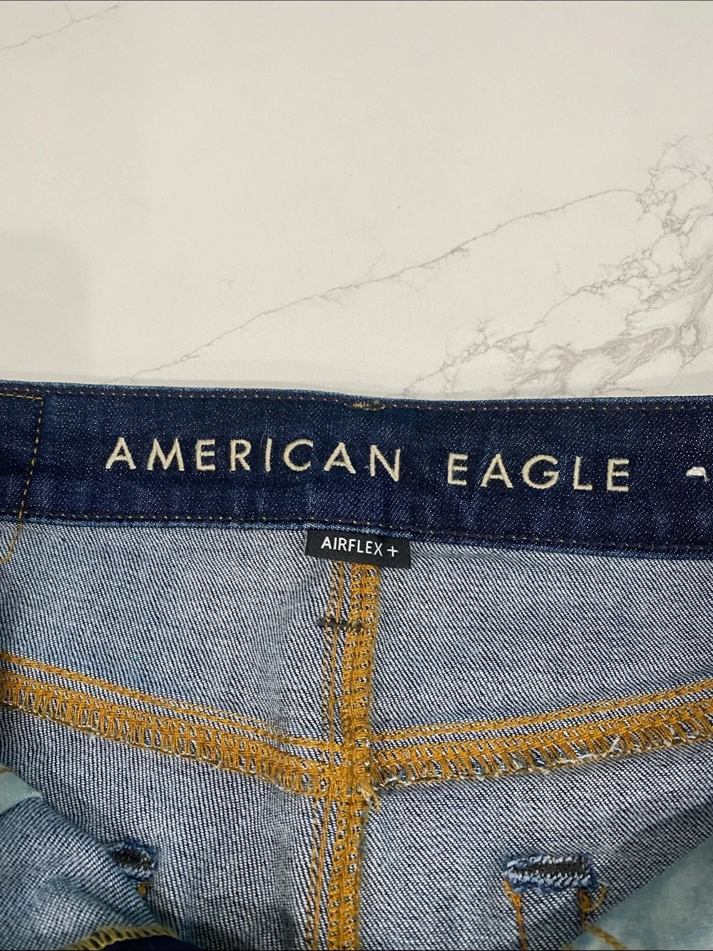 American Eagle Outfitters Men's Indigo Straight Jeans - Picture 2 of 4